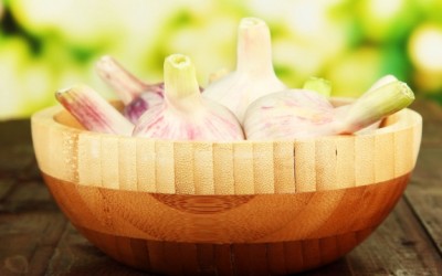 bowl of garlic