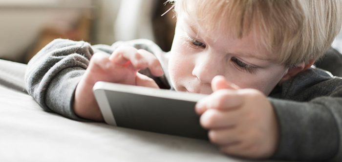 kid with phone