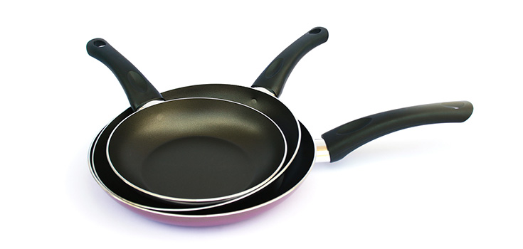 A Non-Stick Cookware Released Toxin May be Damaging Your Health