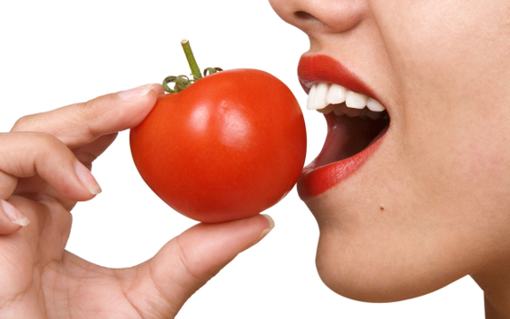 Tomatoes Found to Help Maintain Weight, Prevent Breast Cancer