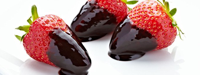 strawberries_chocolate_fruit_680
