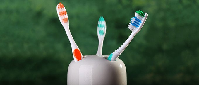 toothbrush-holder-680