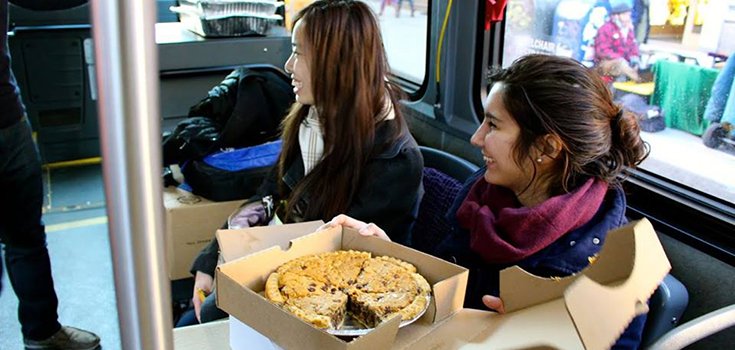 Entrepreneur Quits Financial Industry to Bring Leftovers to Hungry People