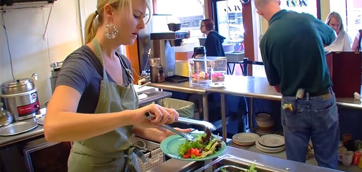 Pay-What-You-Can Organic Café in Colorado Celebrates 10 Years