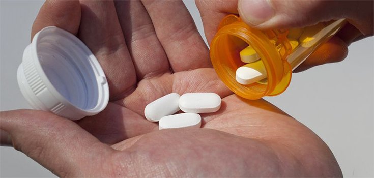 Study: People Save Antibiotics for Later Use, and it is Not Good