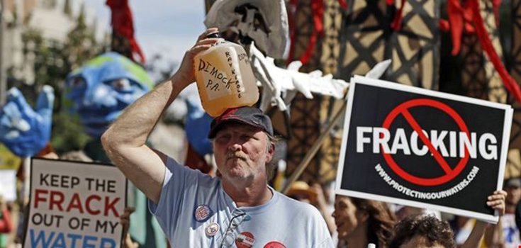 Fracking Giant Sues Citizen for Speaking out Against Fracking