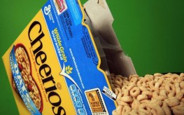 General Mills will no longer use genetically modified ingredients in its Cheerios cereal. (Mark Lennihan / Associated Press / August 19, 2009)