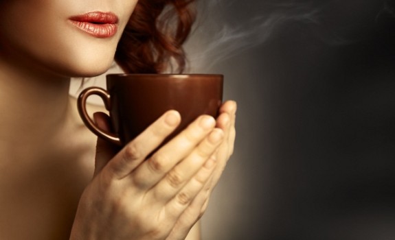 woman drinking coffee